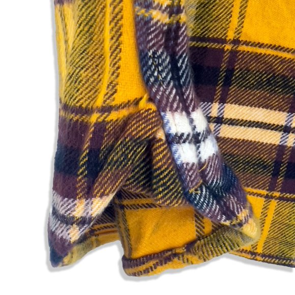 Levi's Jackson Worker Shirt in Andrusia Golden Yellow (XL) - Picture 7 of 9